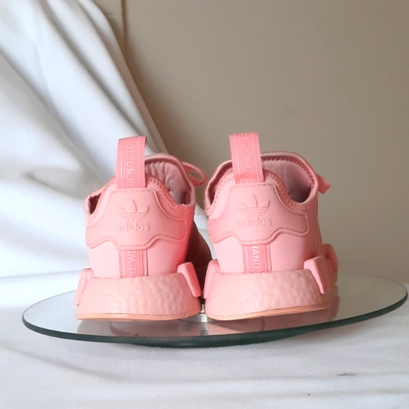 Adidas NMD_R1 Originals Boost Glory Pink Running Shoe - Picture 5 of 9